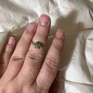 10k Gold Ring Size 6.5